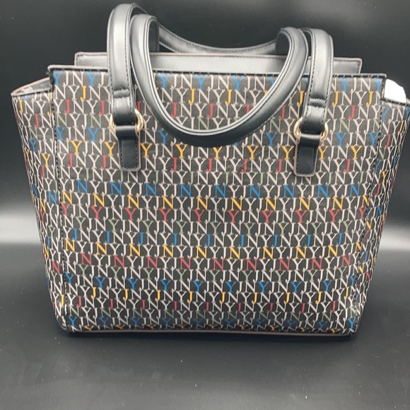 24HR DROP ⬇️ Jones New York Signature Purse Black or Brown - Picture 3 of 14